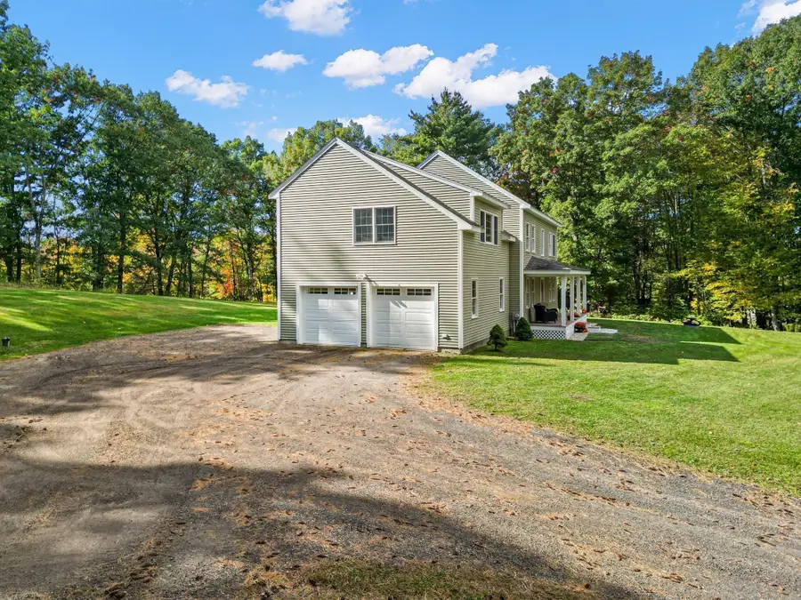 33 Archelaus Pl, West Newbury, MA 01985 - #3