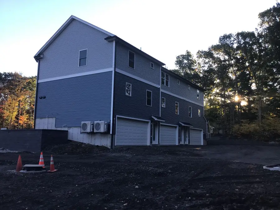299 Quincy St, Building 4 #5, Holbrook, MA 02343 - #2