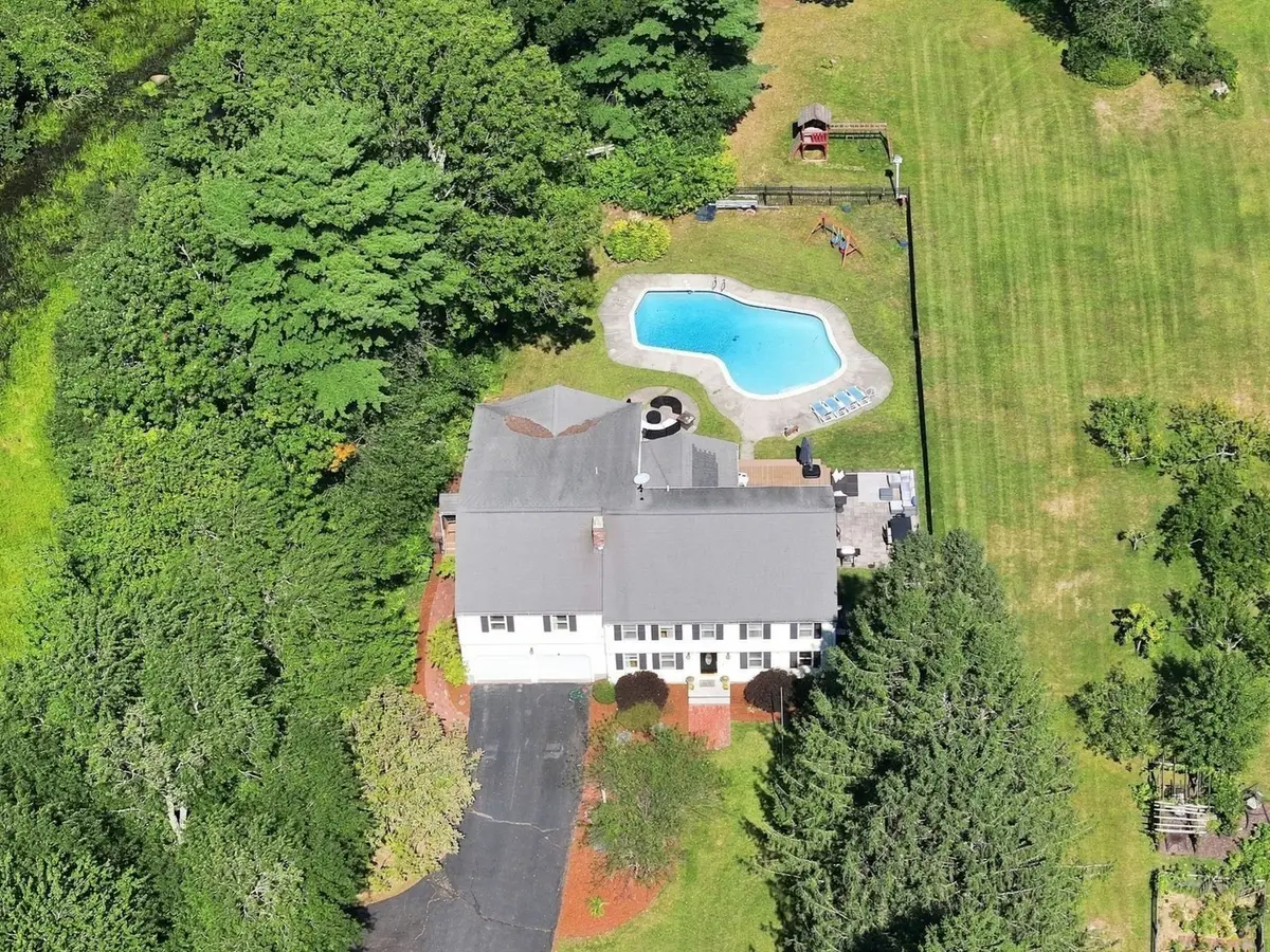 25 West St, Foxboro, MA 02035 - #1