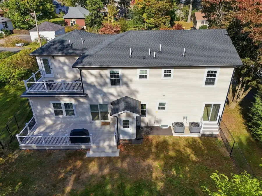 18 Elmcrest Road, North Andover, MA 01845 - #3