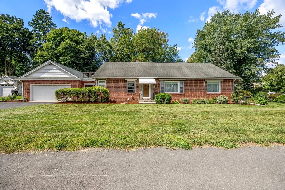 538 Newton Street, South Hadley, MA 01075 - #1