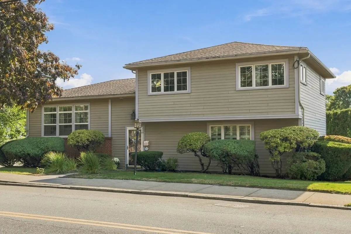 709 Humphrey St, Swampscott, MA 01907 - #1
