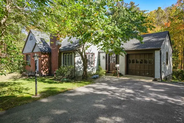 64 Sterling Pl, West Boylston, MA 01583