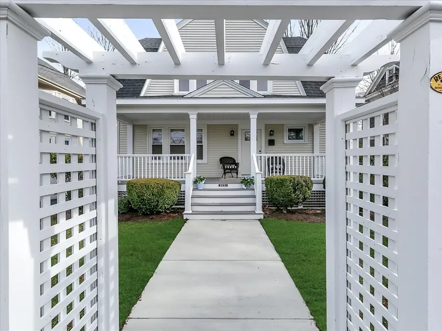 2031 Commonwealth, Newton, MA 02466 - #2