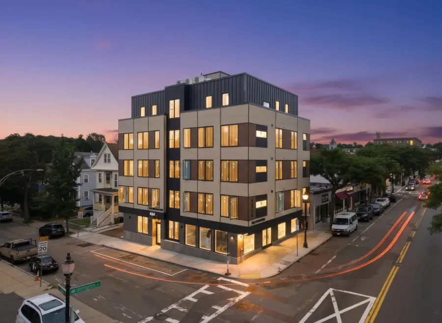 4164 Washington St #9, Boston, MA 02131 - #2
