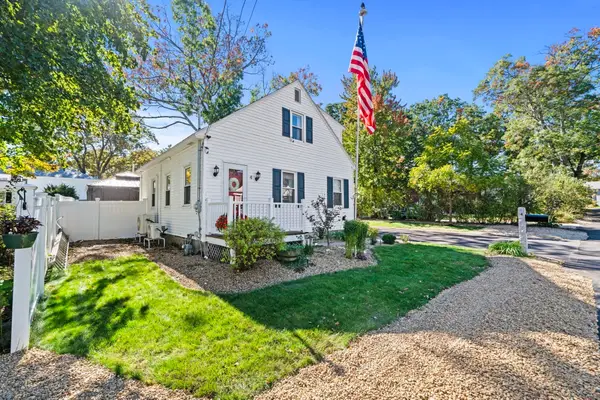 4 Hayward Pl, Hudson, NH 03051