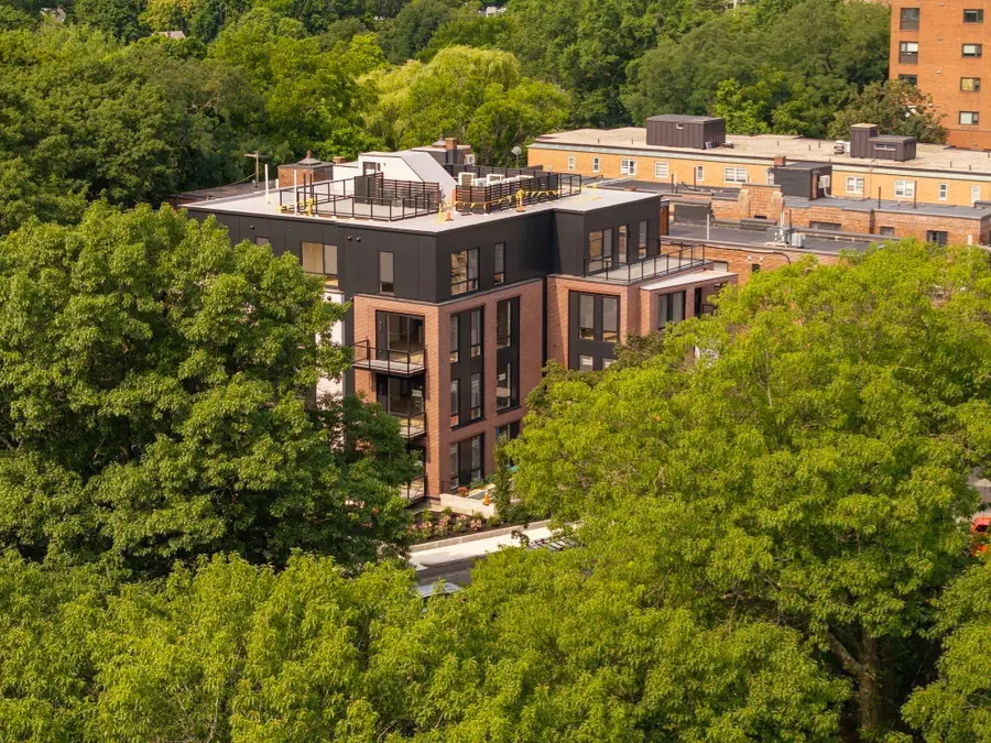 80 Vernon #2-B, Brookline, MA 02446 - #2