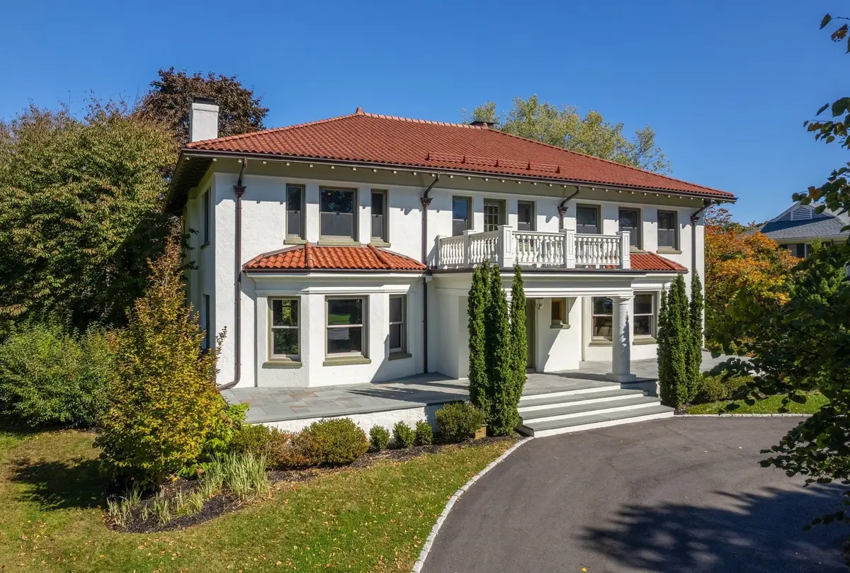 2 Ocean Avenue, Swampscott, MA 01907 - #1