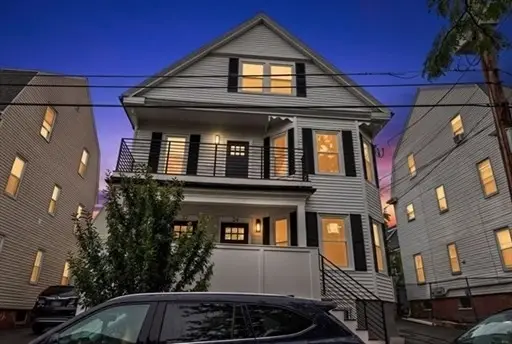 24 Charnwood Rd #A, Somerville, MA 02144