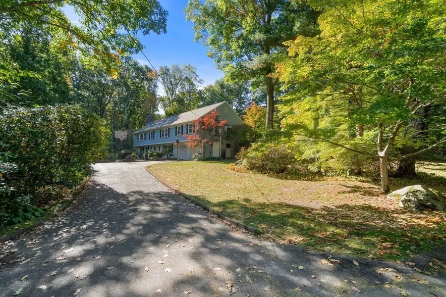 25 Rocky Brook Rd, Dover, MA 02030 - #2