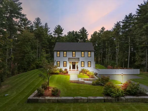 35 Rocky Meadow Street, Middleboro, MA 02346