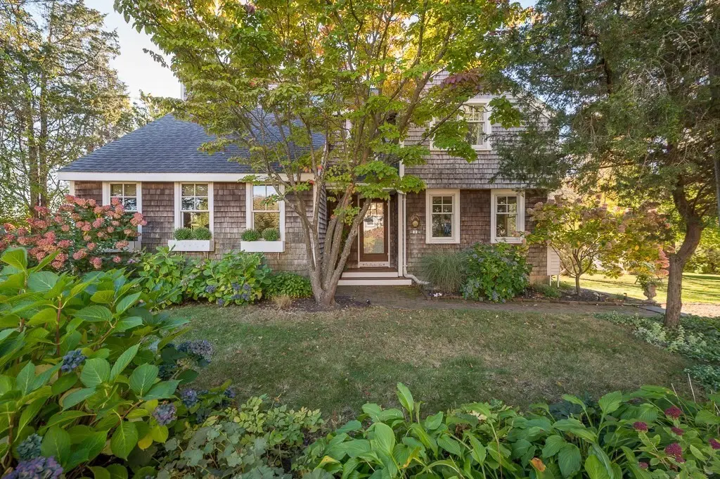 1 Beachview Ln, Ipswich, MA 01938 - #1
