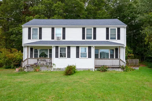 53 Beaver Dam Rd, Plymouth, MA 02360