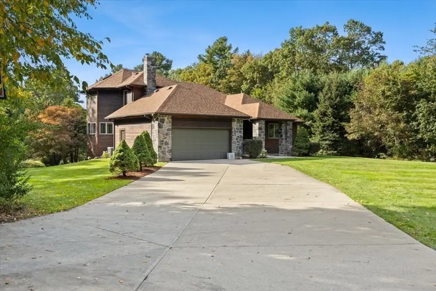 38 Purchase St, Rehoboth, MA 02769 - #3