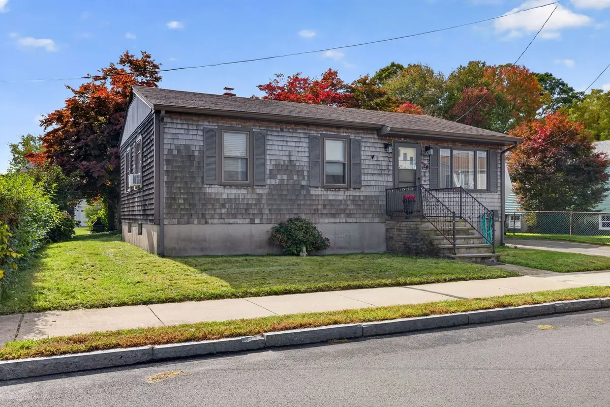 24 Mccabe St, Dartmouth, MA 02748 - #1