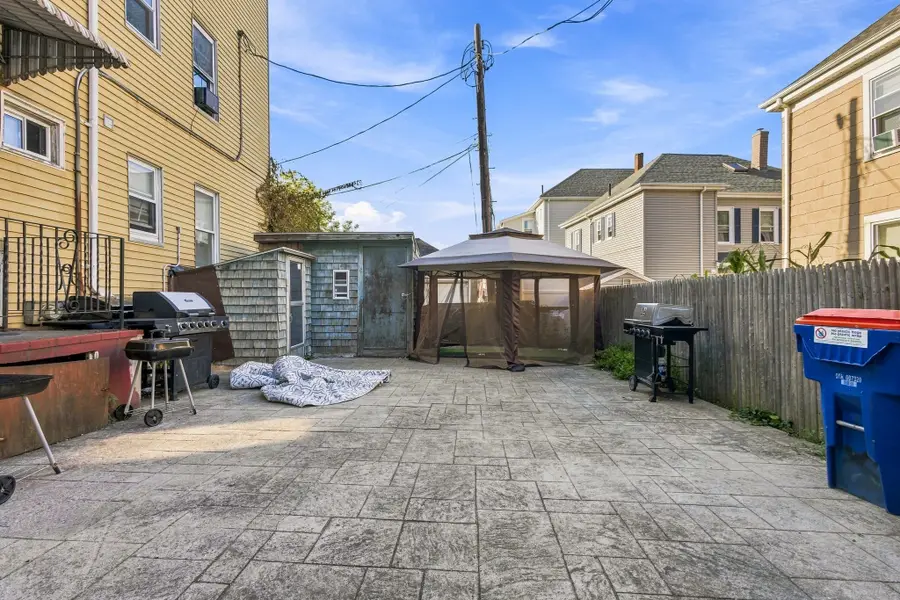 866 Brock Ave, New Bedford, MA 02744 - #2