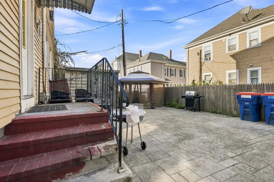 866 Brock Ave, New Bedford, MA 02744 - #3