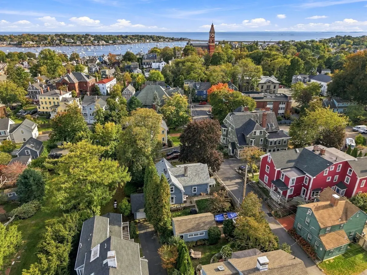 17 Watson Street, Marblehead, AE 09145 - #1