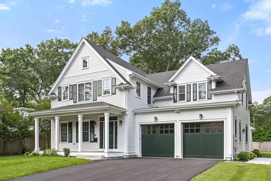 71 Fairbanks Ave, Wellesley, MA 02481 - #3