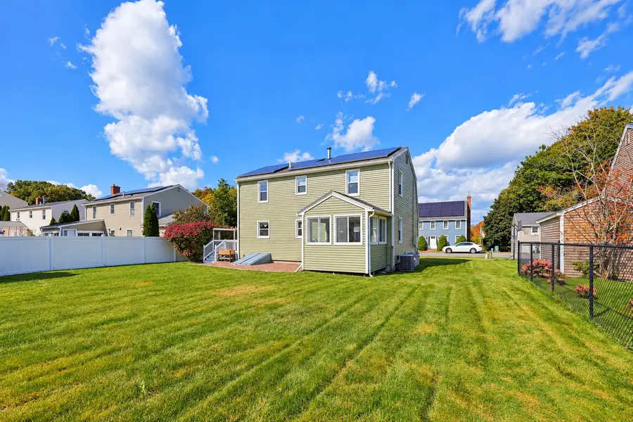 26 Crestwood Cir, Lawrence, MA 01843 - #2