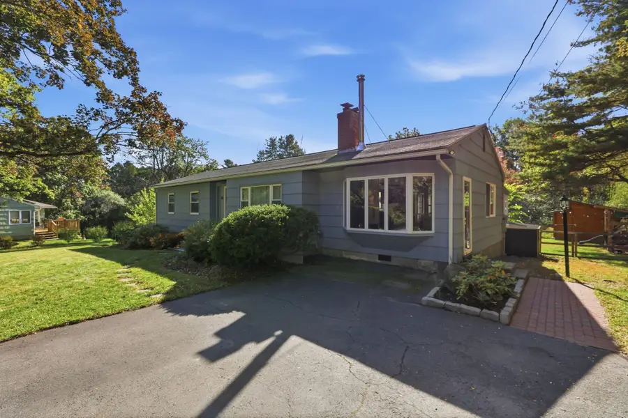 36 Valley View Dr, Amherst, MA 01002 - #3