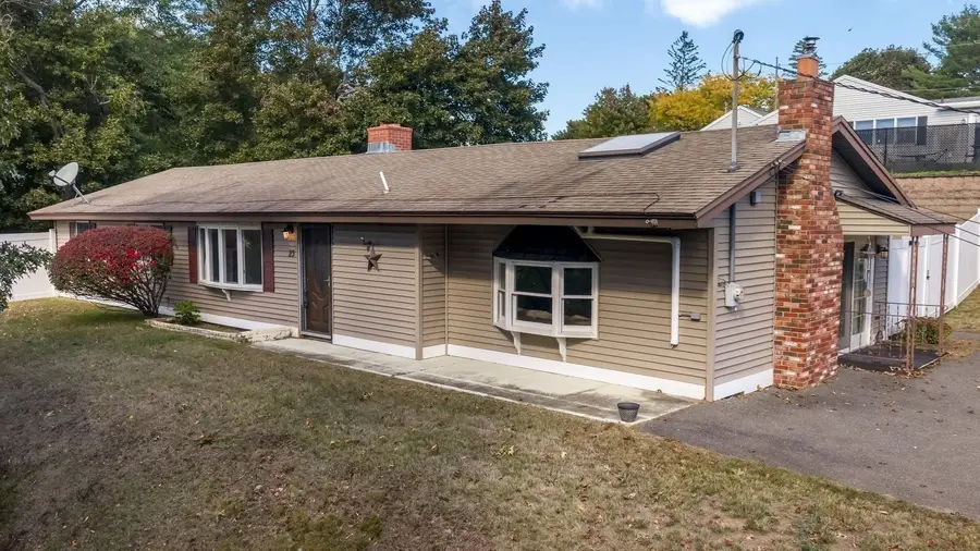 23 Russell St, Peabody, MA 01960 - #2