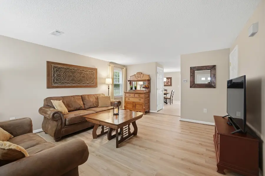 3303 Forest Park Dr #3303, Auburn, MA 01501 - #3