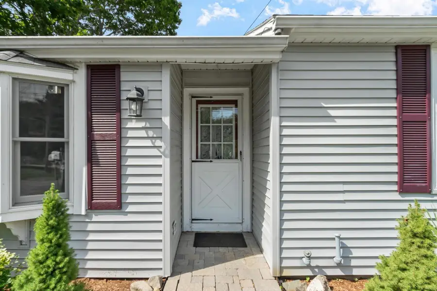 8 Story Acres Rd, Essex, MA 01929 - #2