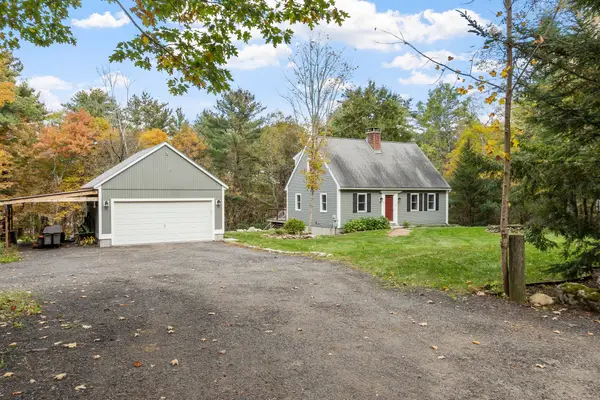 155 Old Princeton Rd, Hubbardston, MA 01452