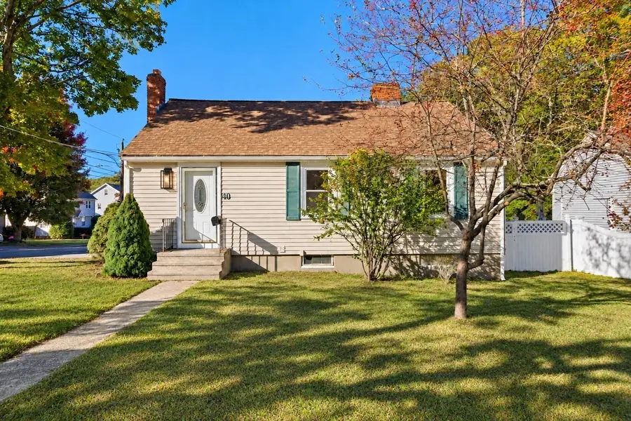40 Mann St, Braintree, MA 02184 - #3