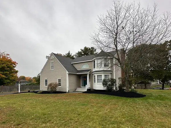 108 Linwood St, Uxbridge, MA 01569