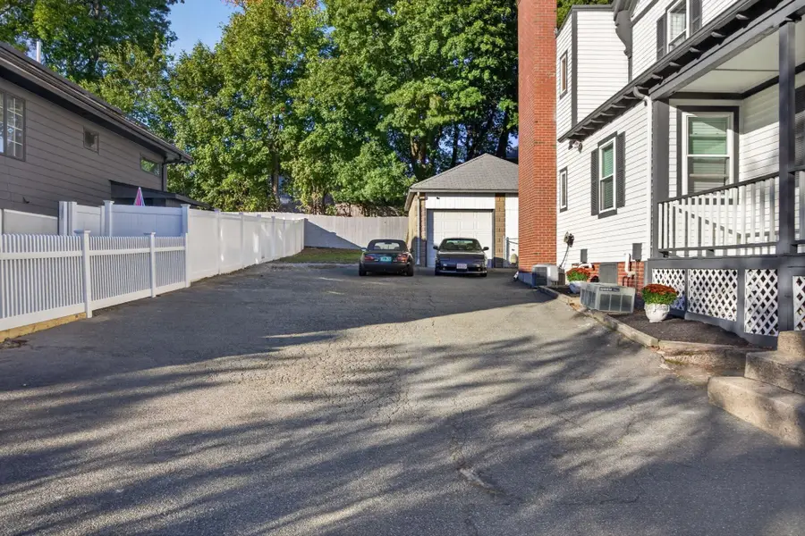 31-29 Sixth St, Medford, MA 02155 - #3