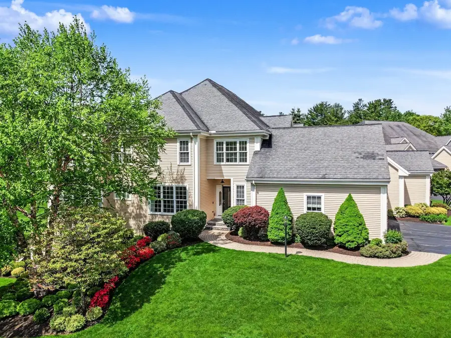 56 Clubhouse Way #56, Sutton, MA 01590 - #3