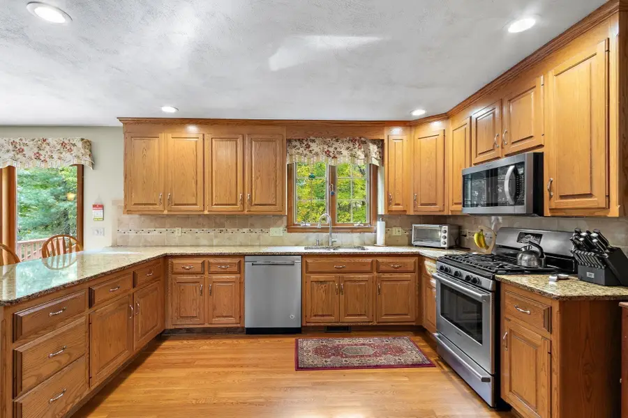 47 Jefferson Rd, Franklin, MA 02038 - #3