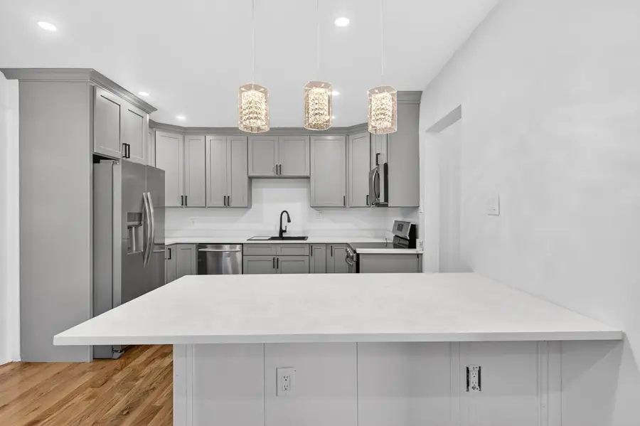 21 Ensign Ave, Pittsfield, MA 01201 - #3