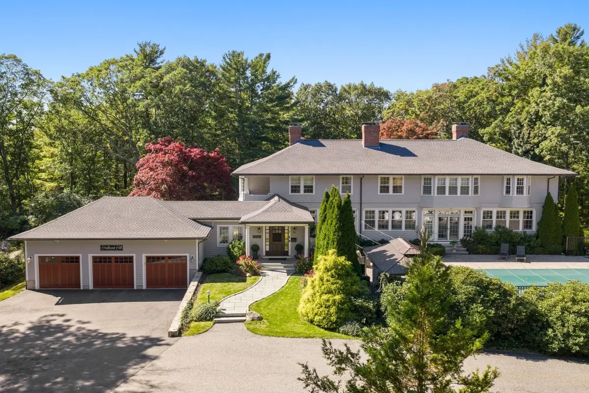 11 Hart St, Beverly, MA 01915 - #1