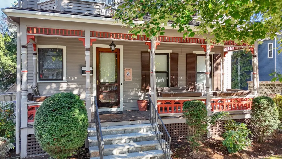 27 Sprague St, Malden, MA 02148 - #1