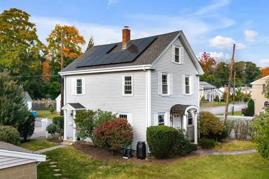 86 Potter Rd, Waltham, MA 02453 - #3