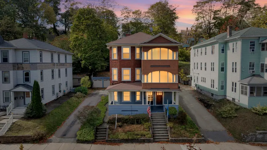 28 Crystal St, Worcester, MA 01603 - #2
