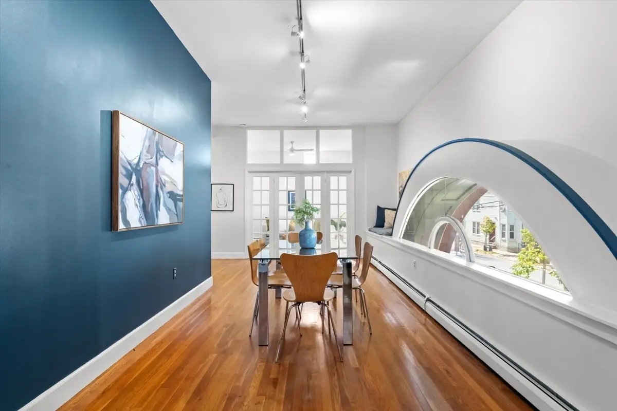 238 Columbia St #2W, Cambridge, MA 02139 - #1