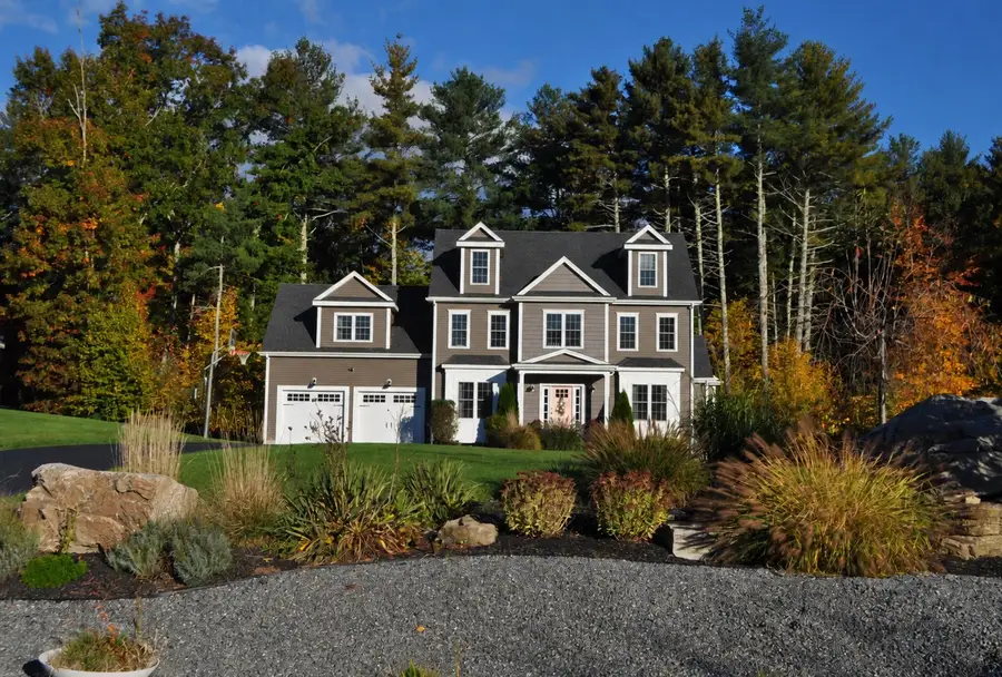 185 Hannah Dr, Northbridge, MA 01588 - #3