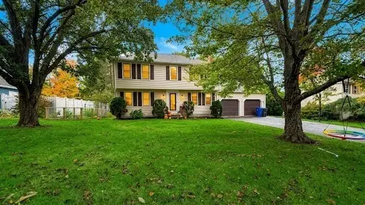 15 Tammie Road, Hopedale, MA 01747