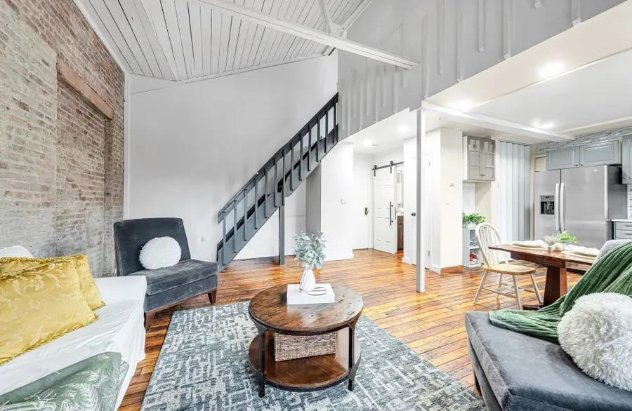 267 Locust St #2A, Northampton, MA 01062 - #2