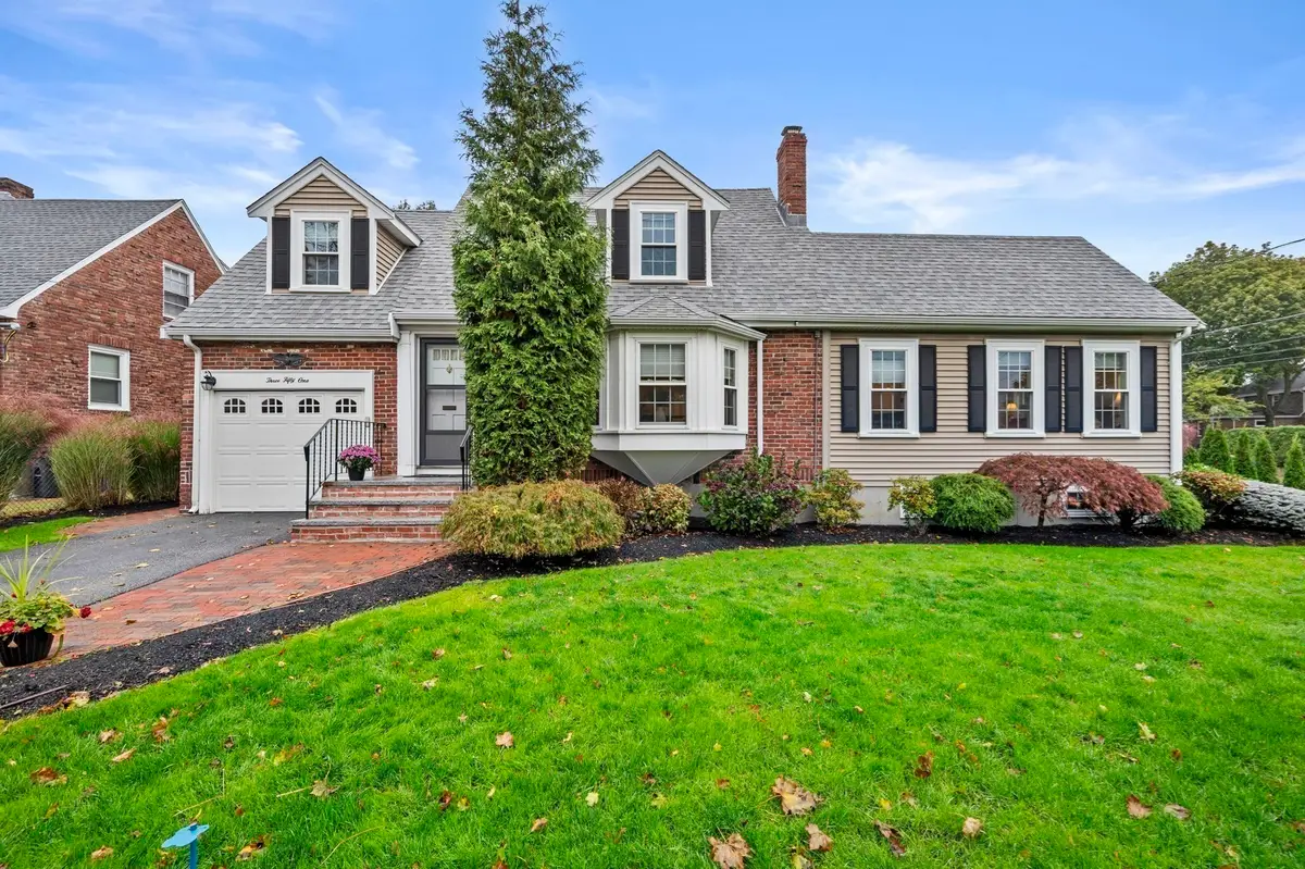 351 Appleton St, Arlington, MA 02476 - #1