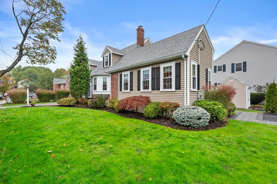 351 Appleton St, Arlington, MA 02476 - #3