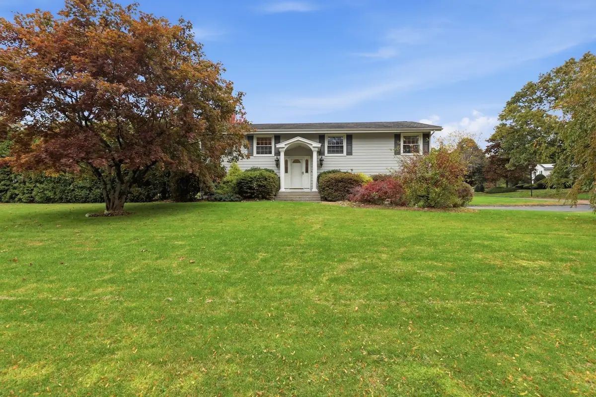 684 Maple Rd, Longmeadow, MA 01106 - #1