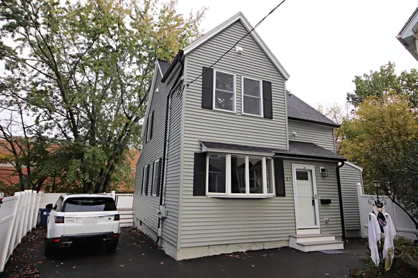 27 Holbrook Court, Melrose, MA 02176
