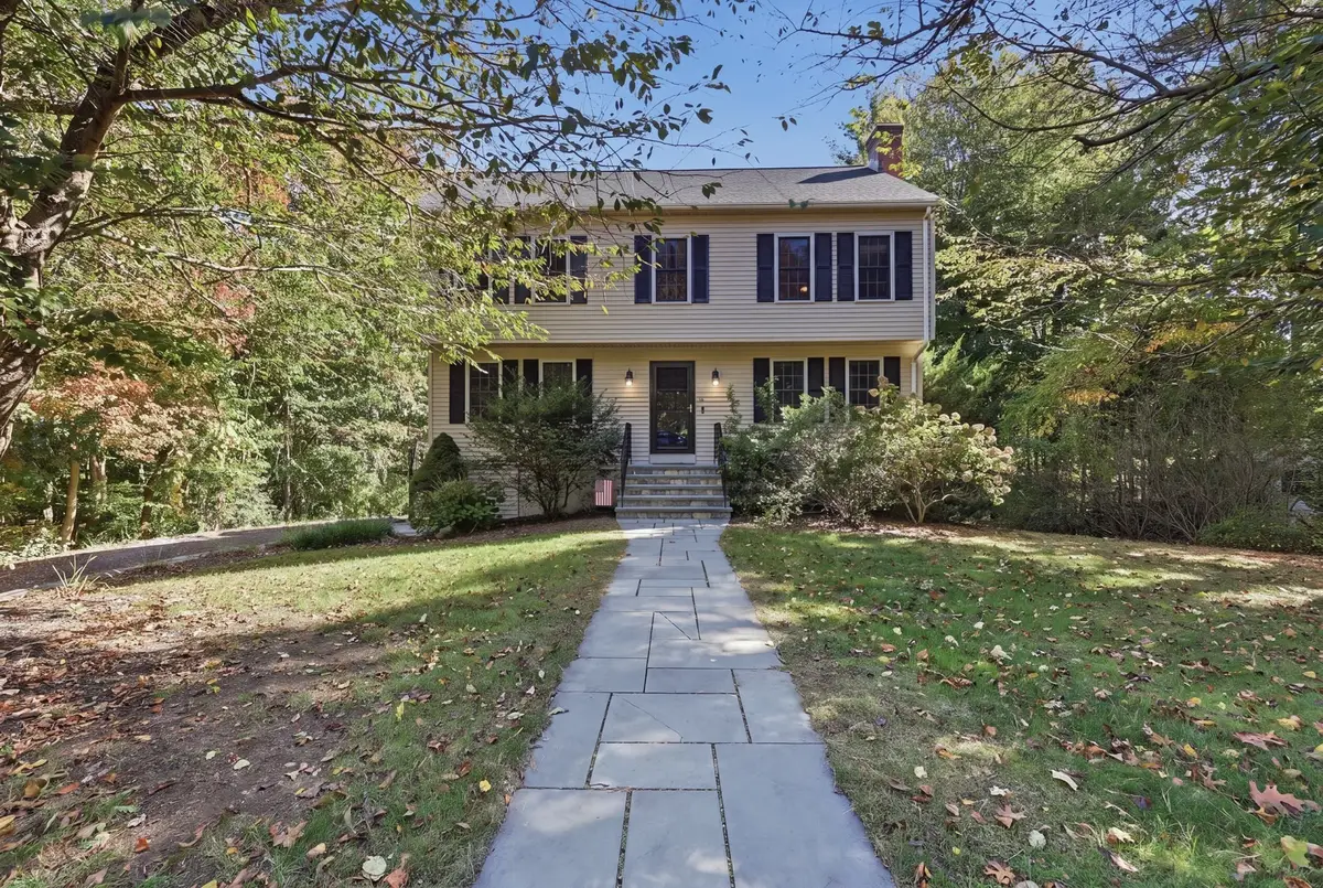 26 Hooksett Circle, Medway, MA 02053 - #1