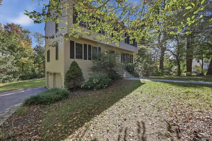 26 Hooksett Circle, Medway, MA 02053 - #2
