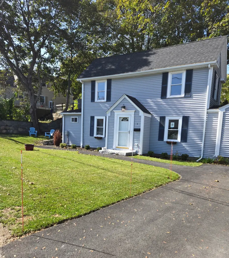 4 Stuart Rd, Gloucester, MA 01930 - #2